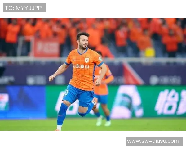 彭啸令人充溢等待,年轻化需继续推动|泰山队2025回眸·小将 彭啸令人充溢等待,年轻化需继续推动|泰山队2025回眸·小将